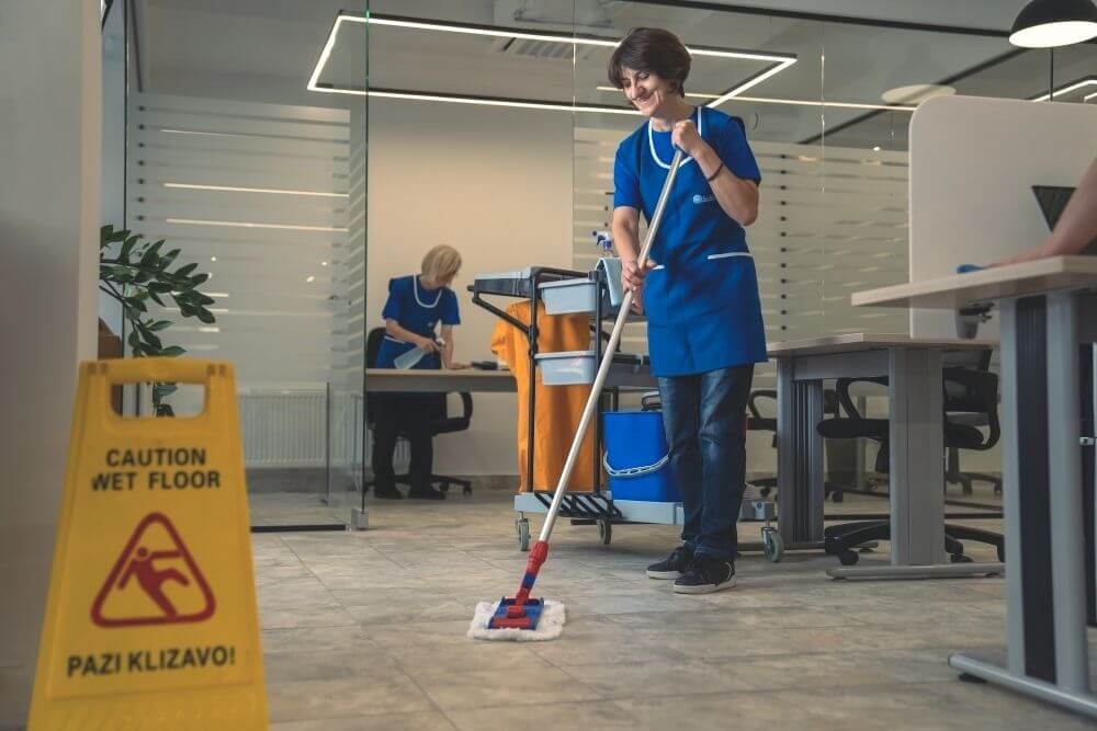 Professional maintenance of the hygiene of business facilities – Trend or your objective need? 0 (0)